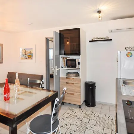 Front In Hébergement de vacances