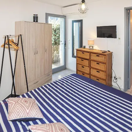 Stunning In With Kitchen Holiday home Le Barcares