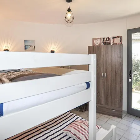 Pet Friendly In Prázdninový dům Le Barcarès